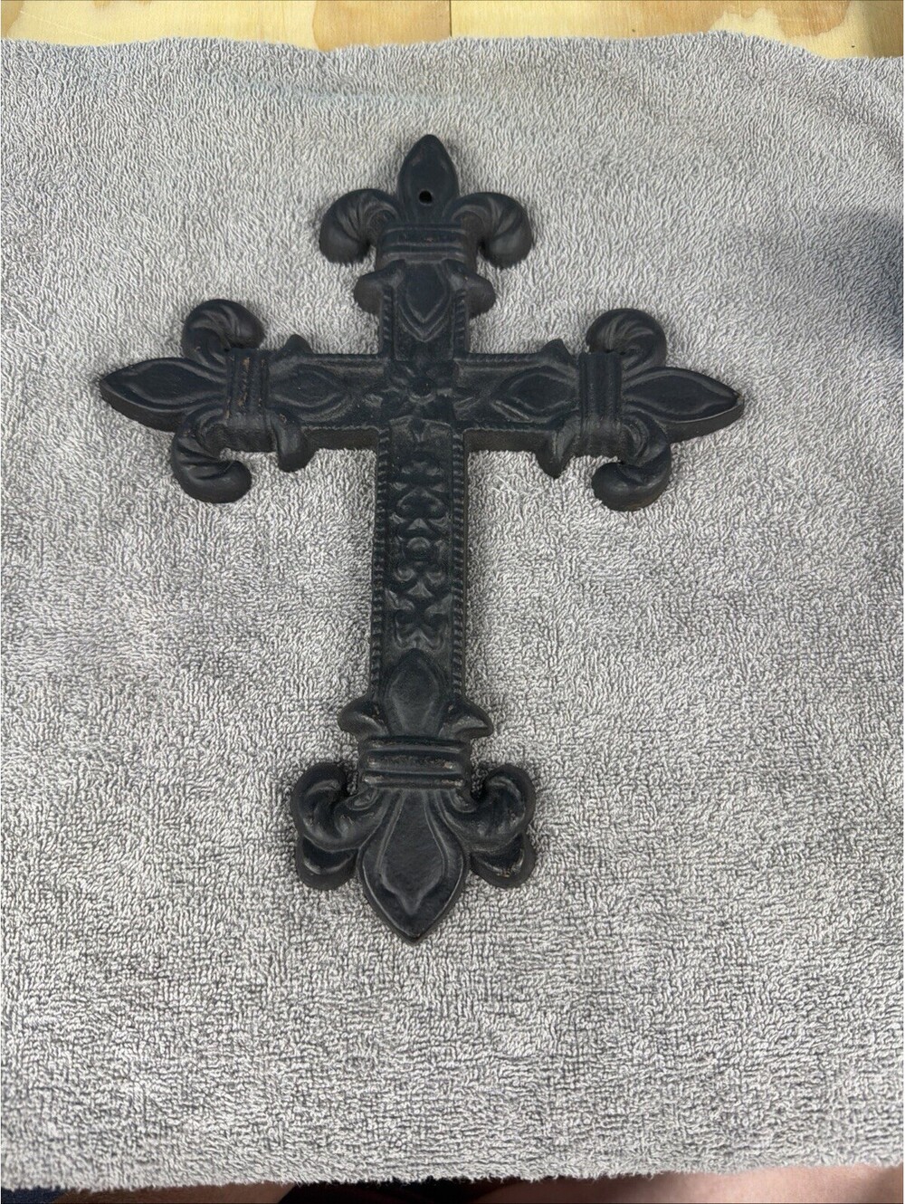 Vintage Cast Iron Wall Cross Floral Fleur De Lis Accents Antique Style 12"